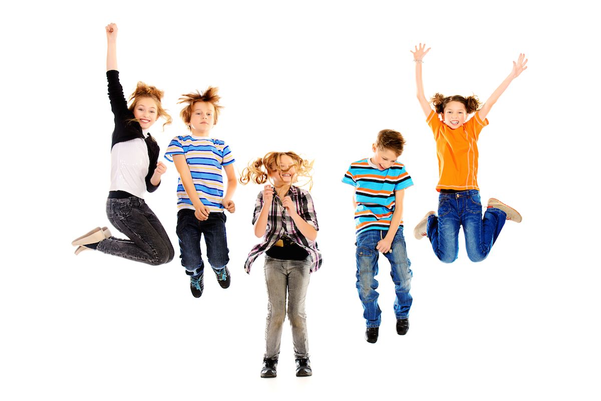 Dzieci skaczące w JUMPCITY